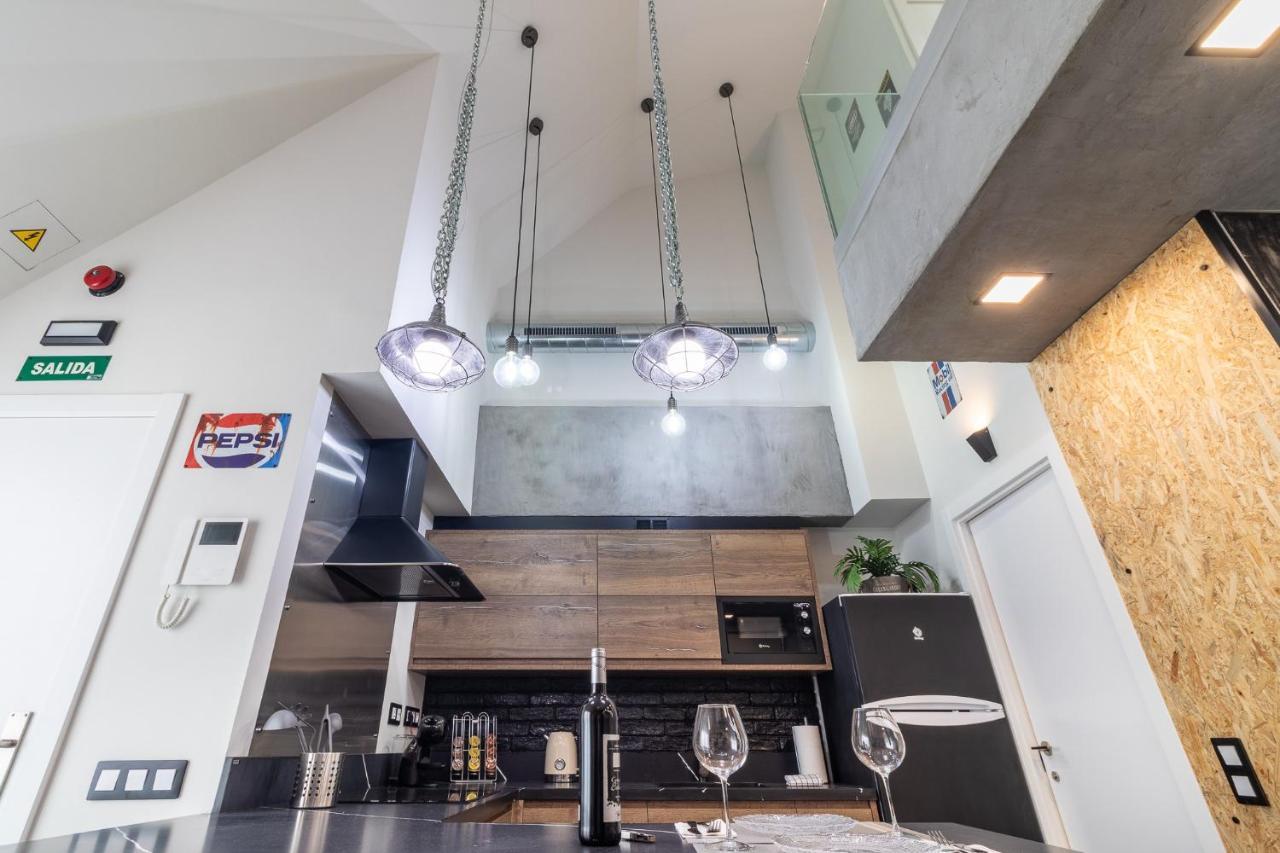 Appartamento Flatguest Industrial Loft By Marina - Wifi *